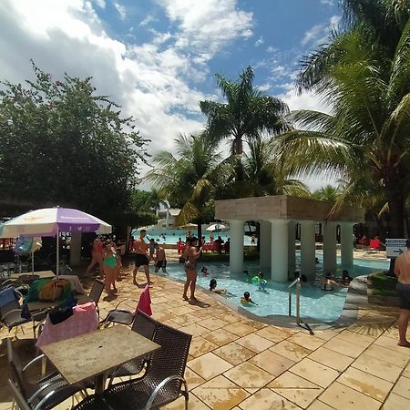Lacqua Diroma, Mais Parque Acquatico Com Piscina De Ondas Caldas Novas Exteriör bild