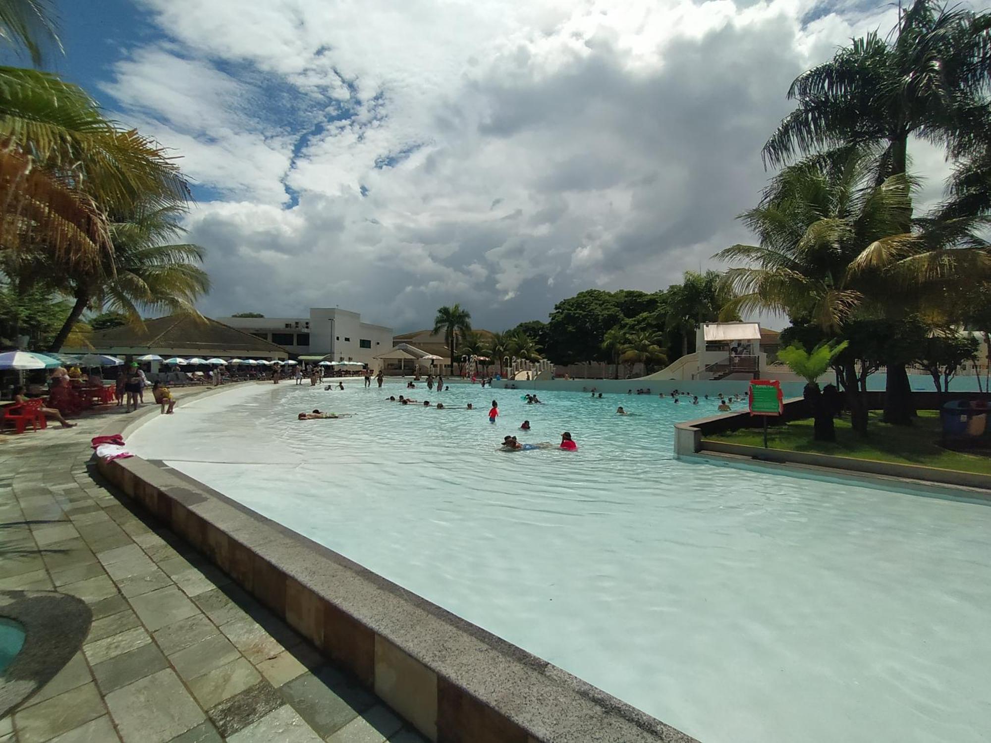 Lacqua Diroma, Mais Parque Acquatico Com Piscina De Ondas Caldas Novas Exteriör bild