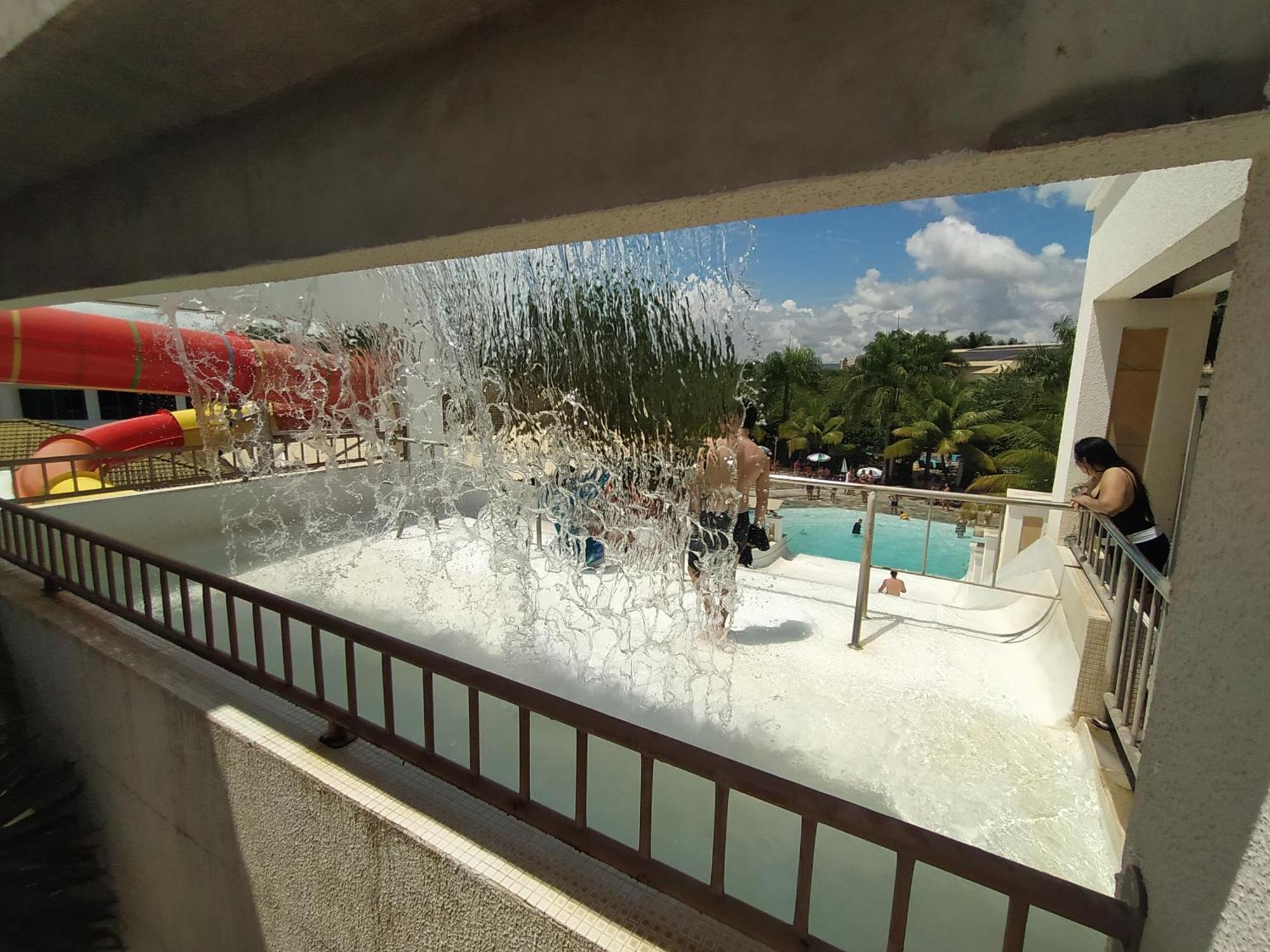 Lacqua Diroma, Mais Parque Acquatico Com Piscina De Ondas Caldas Novas Exteriör bild